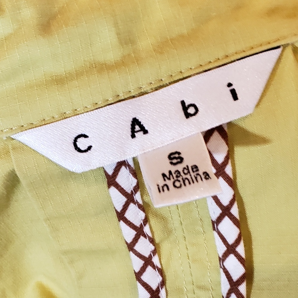 Cabi Short Sleeve Trench Coat - Picture 6 of 6